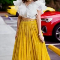 Chiffon long shrug and crop top white and Organza color